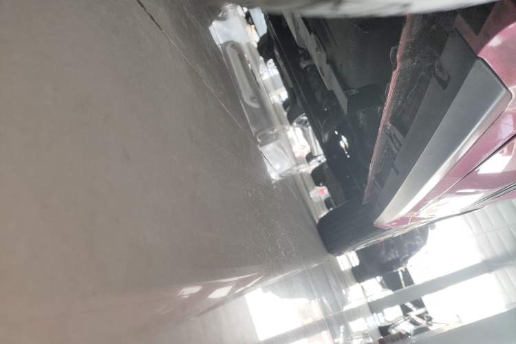 Used Baojun E200 2020 305KM Smart Drive Version Right Side Sill