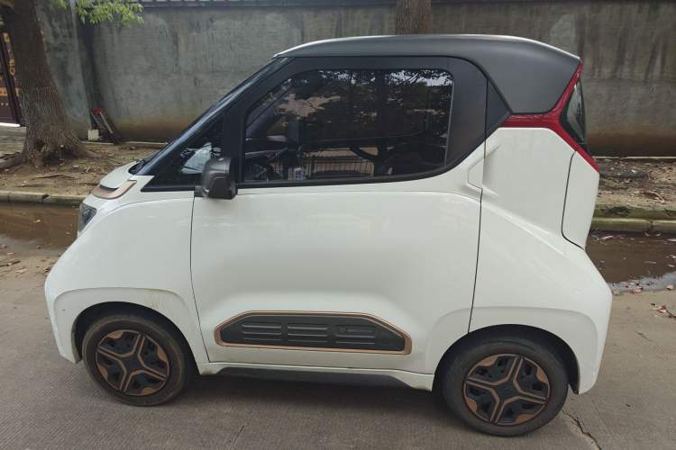 Used Baojun E200 2020 305KM Smart Drive Version Exterior 5