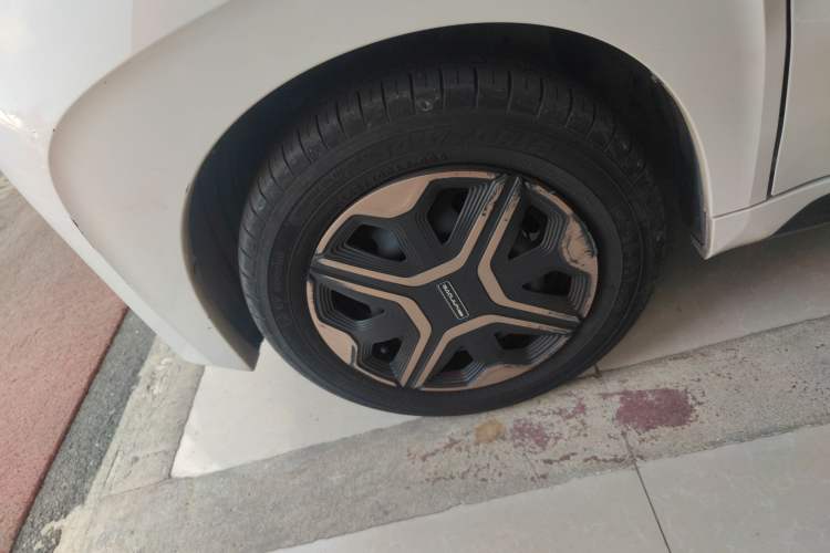 Used Baojun E200 2020 305KM Smart Drive Version Exterior 7