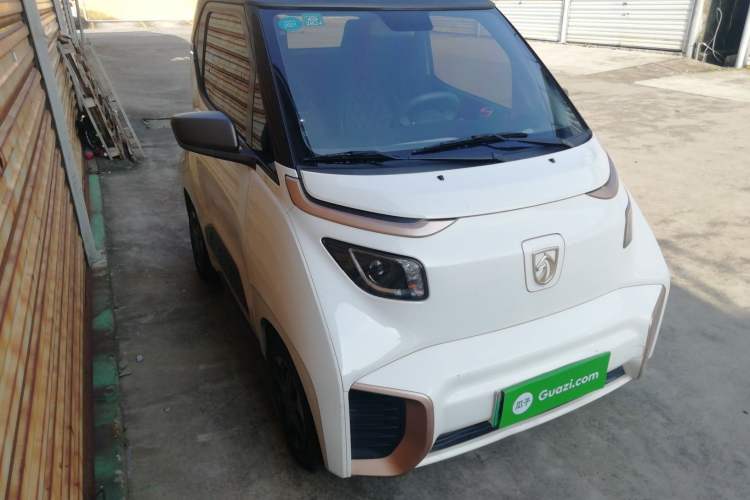 Used Baojun E200 2020 305KM Smart Drive Version Front Right 45 Deg