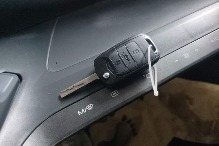 Used Baojun E200 2020 305KM Smart Drive Version Interior 1