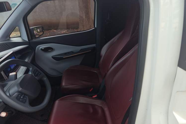 Used Baojun E200 2020 305KM Smart Drive Version Interior 1