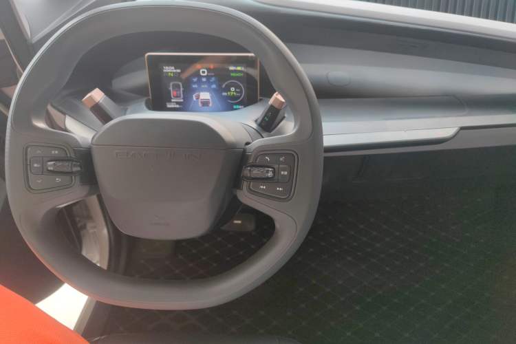 Used Baojun E200 2020 305KM Smart Drive Version Interior 2