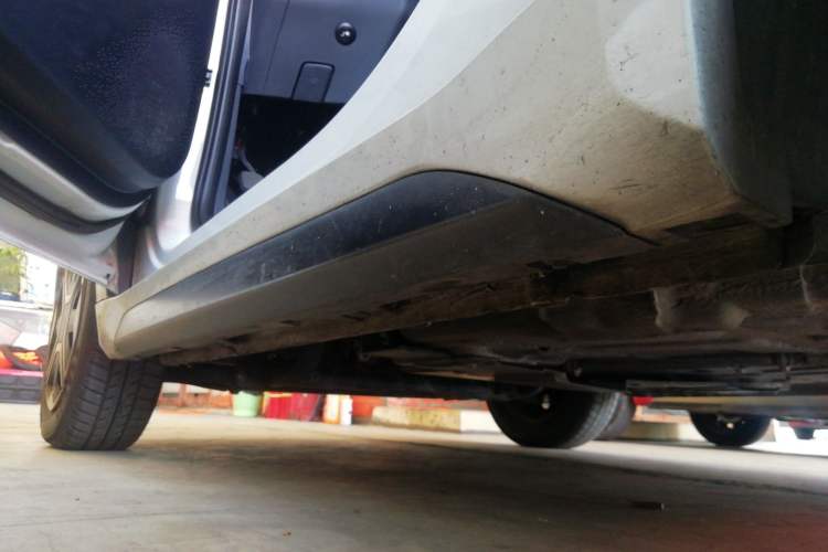 Used Baojun E200 2020 305KM Smart Drive Version Left Side Sill