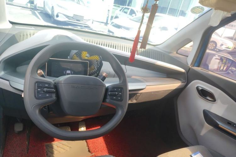 Used Baojun E200 2018 Intelligent Driving Edition Center Console