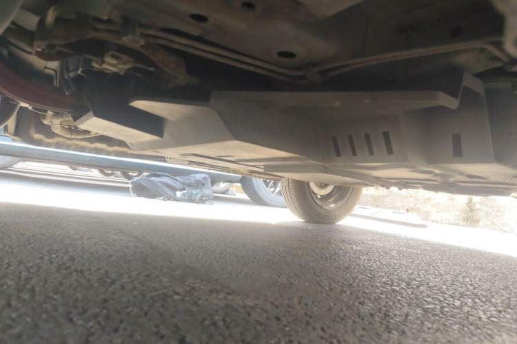 Used Baojun E200 2018 Intelligent Driving Edition Chassis Front Left
