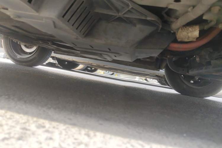 Used Baojun E200 2018 Intelligent Driving Edition Chassis Front Right