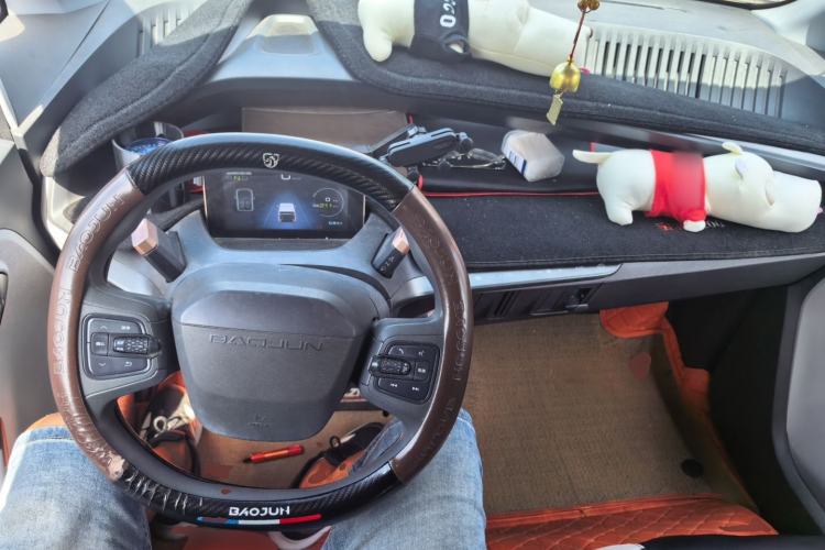 Used Baojun E200 2018 Intelligent Driving Edition Center Console