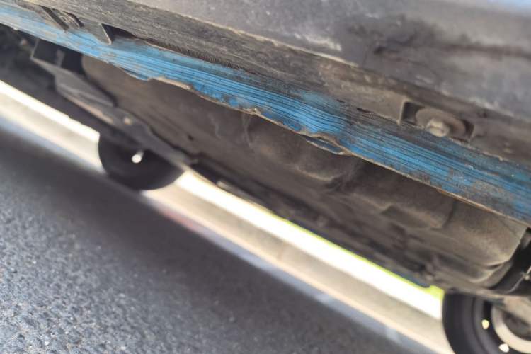 Used Baojun E200 2018 Intelligent Driving Edition Chassis Rear Left