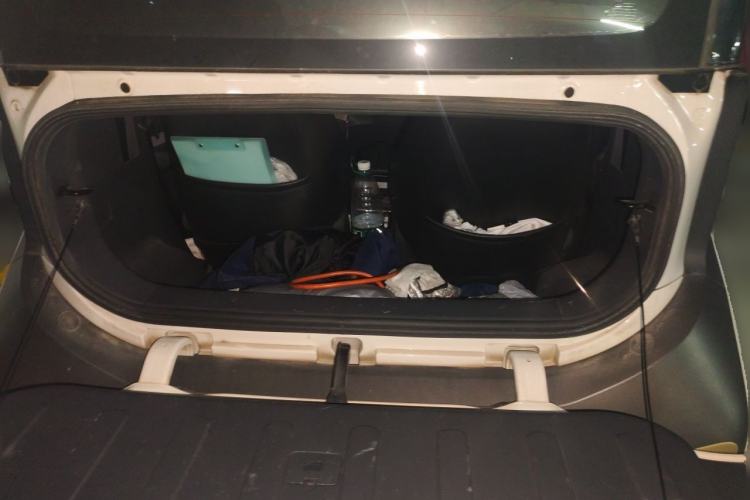 Used Baojun E200 2018 Intelligent Driving Edition Trunk