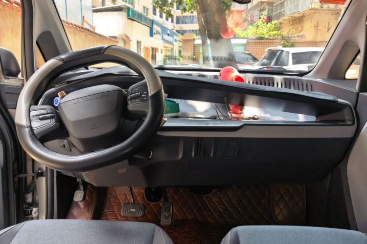 Used Baojun E200 2018 Intelligent Driving Edition Center Console