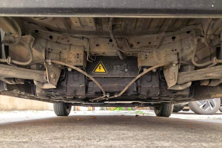 Used Baojun E200 2018 Intelligent Driving Edition Chassis Rear
