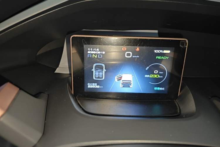 Used Baojun E200 2018 Intelligent Driving Edition Instrument Cluster