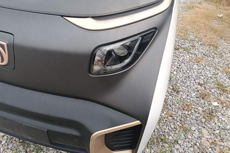 Used Baojun E200 2018 Smart Enjoy Edition Left Front Headlight