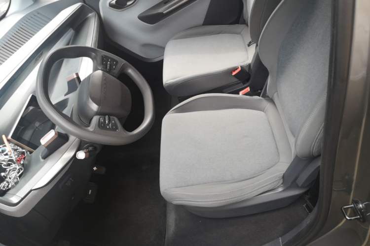 Used Baojun E200 2018 Intelligent Driving Edition Left Front Seat
