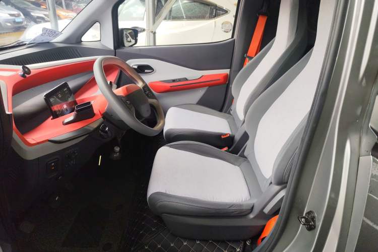 Used Baojun E200 2018 Smart Enjoy Edition Left Front Seat