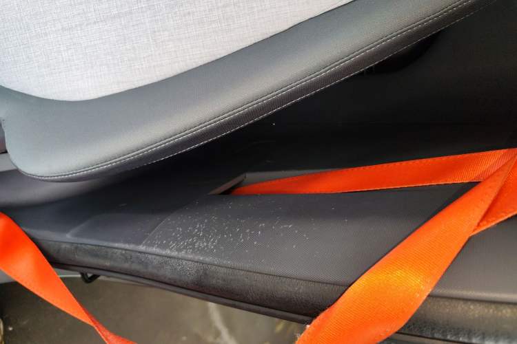 Used Baojun E200 2018 Smart Enjoy Edition Left Rear Door Interior