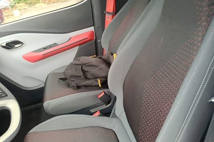 Used Baojun E200 2018 Smart Enjoy Edition Left Rear Seat
