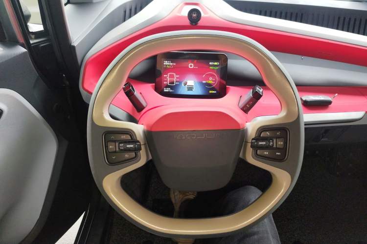 Used Baojun E200 2018 Smart Enjoy Edition Steering Wheel