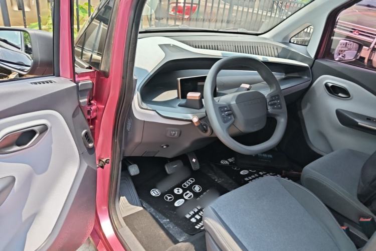 Used Baojun E200 2018 Intelligent Driving Edition Driver Seat