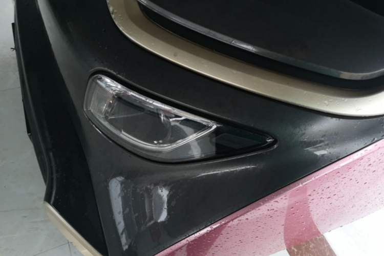 Used Baojun E200 2018 Intelligent Driving Edition Left Front Headlight