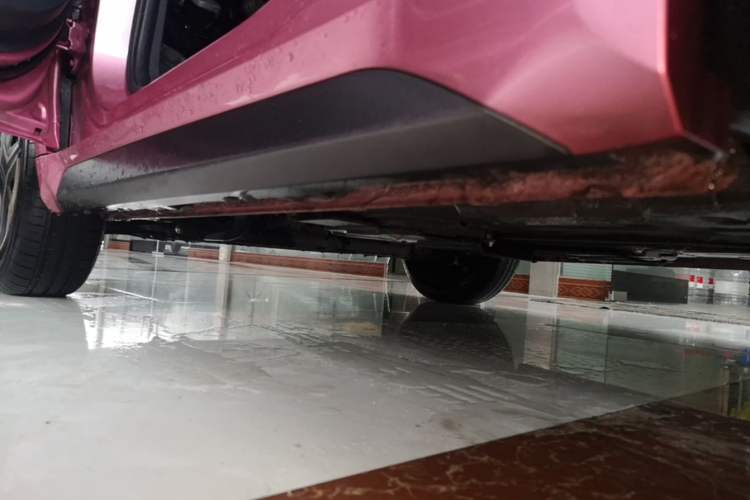 Used Baojun E200 2018 Intelligent Driving Edition Left Side Sill
