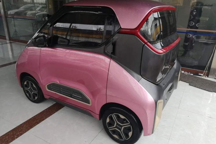 Used Baojun E200 2018 Intelligent Driving Edition Rear Left 45 Deg