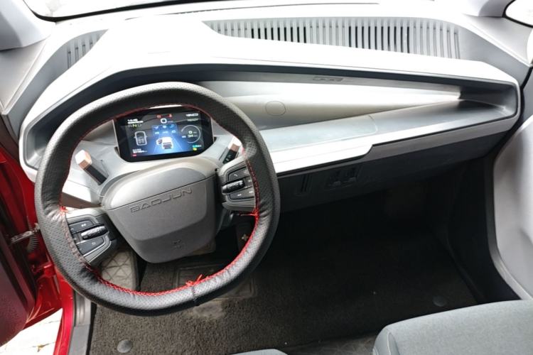 Used Baojun E200 2018 Intelligent Driving Edition Center Console