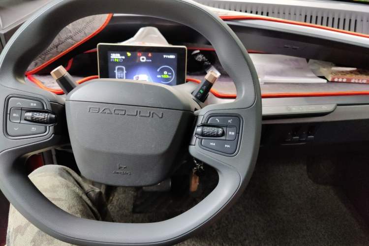 Used Baojun E200 2018 Intelligent Driving Edition Center Console