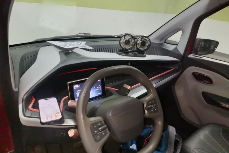 Used Baojun E200 2018 Intelligent Driving Edition Center Console