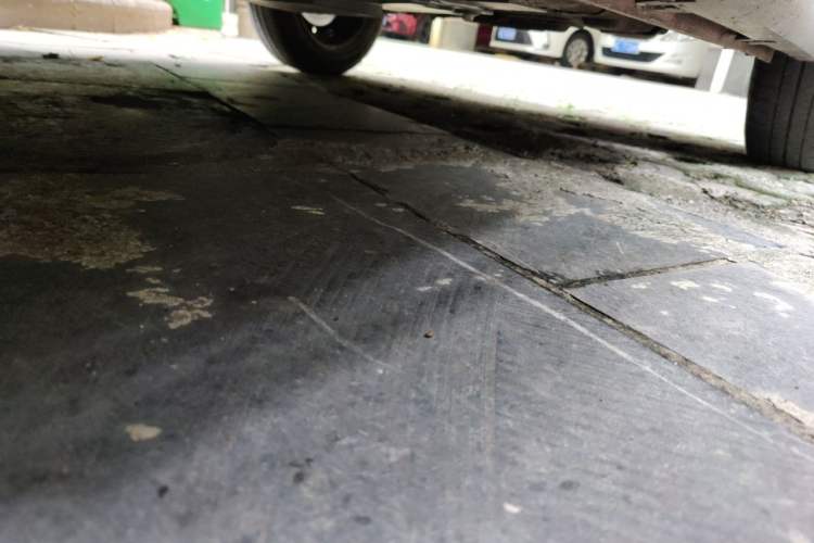 Used Baojun E200 2018 Intelligent Driving Edition Chassis Front Left