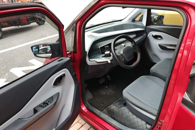 Used Baojun E200 2018 Intelligent Driving Edition Driver Seat