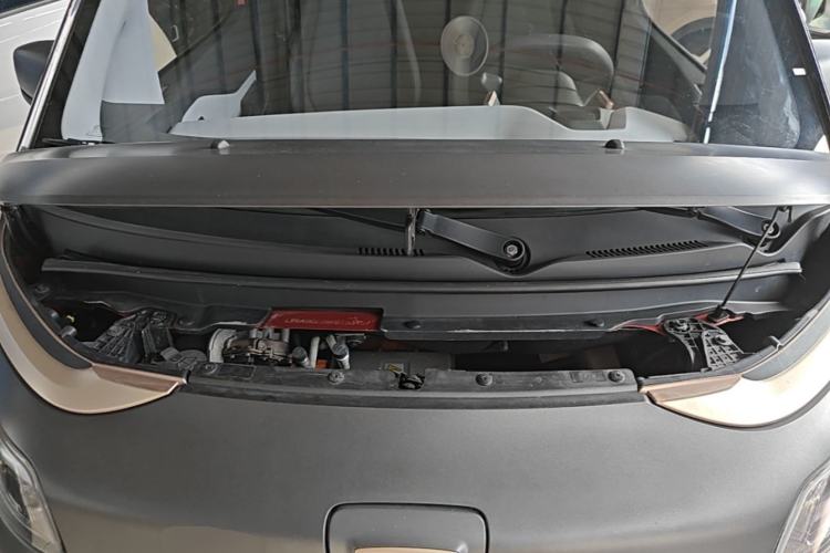 Used Baojun E200 2018 Intelligent Driving Edition Engine Bay