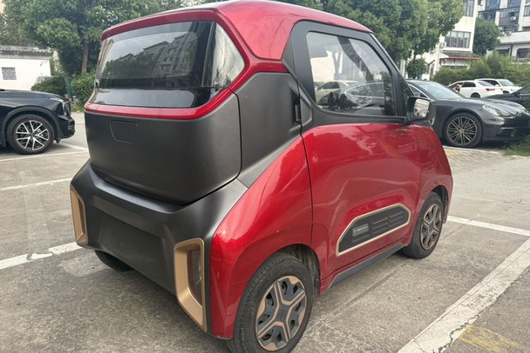 Used Baojun E200 2018 Intelligent Driving Edition Exterior 4