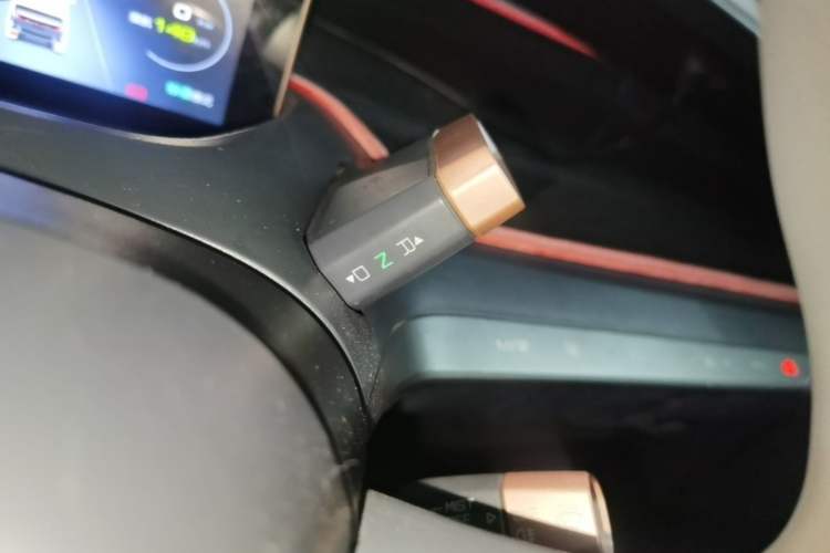 Used Baojun E200 2018 Intelligent Driving Edition Gear Lever
