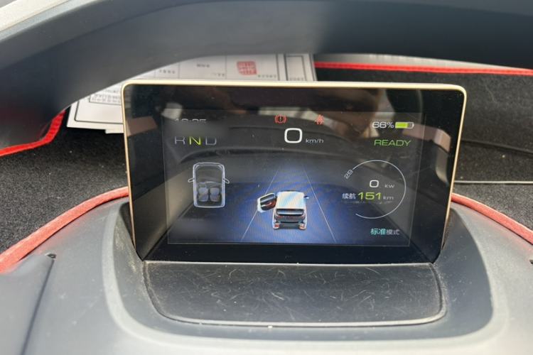 Used Baojun E200 2018 Intelligent Driving Edition Interior 5
