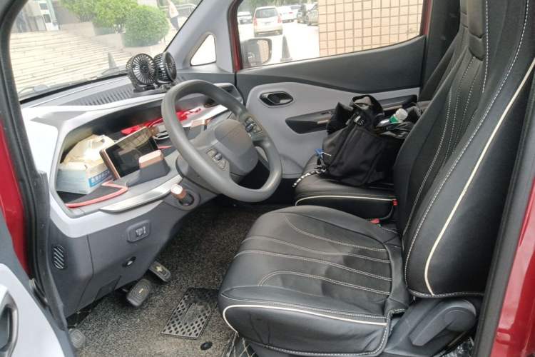 Used Baojun E200 2018 Intelligent Driving Edition Left Front Seat