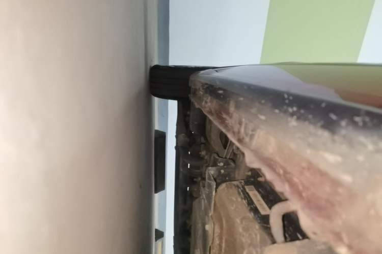 Used Baojun E200 2018 Intelligent Driving Edition Left Side Sill