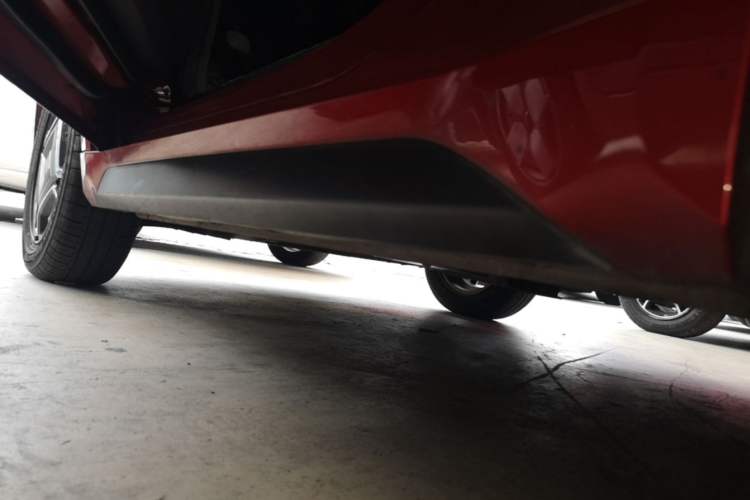 Used Baojun E200 2018 Smart Enjoy Edition Left Side Sill