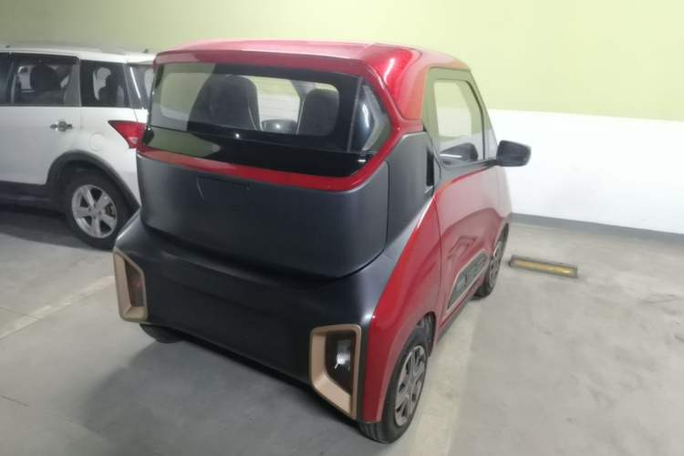 Used Baojun E200 2018 Intelligent Driving Edition Rear Right 45 Deg