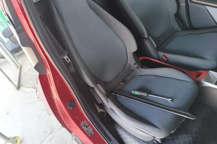 Used Baojun E200 2018 Intelligent Driving Edition Right Front Seat