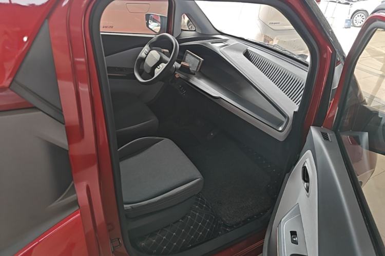 Used Baojun E200 2018 Intelligent Driving Edition Right Front Seat