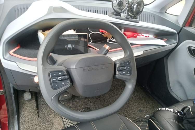 Used Baojun E200 2018 Intelligent Driving Edition Steering Wheel