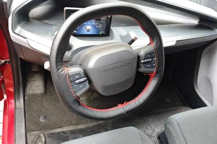 Used Baojun E200 2018 Intelligent Driving Edition Steering Wheel