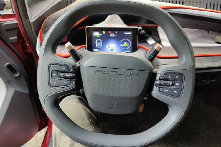 Used Baojun E200 2018 Intelligent Driving Edition Steering Wheel