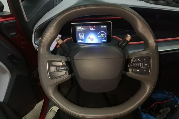 Used Baojun E200 2018 Intelligent Driving Edition Steering Wheel