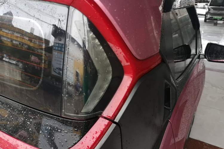 Used Baojun E200 2018 Intelligent Driving Edition Right Rear Taillight
