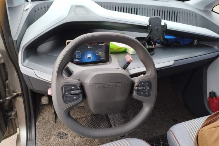 Used Baojun E200 2018 Intelligent Driving Edition Center Console