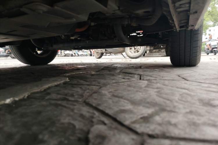 Used Baojun E200 2018 Intelligent Driving Edition Chassis Front Right