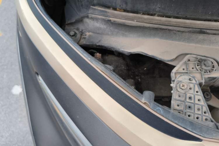 Used Baojun E200 2018 Intelligent Driving Edition Engine Bay Right